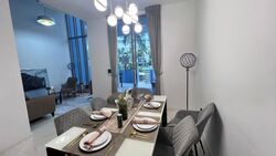 Miltonia Close (D27), Terrace #611178831